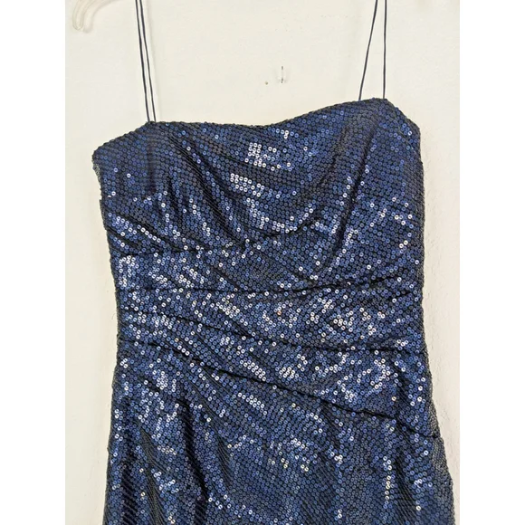 monique lhuillier blue sequin dress Monique Lhuillier - - Embroidered Sequin Gown - Blue - US 4